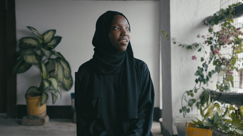 Mama Zanzibar – Color Grading – graded still